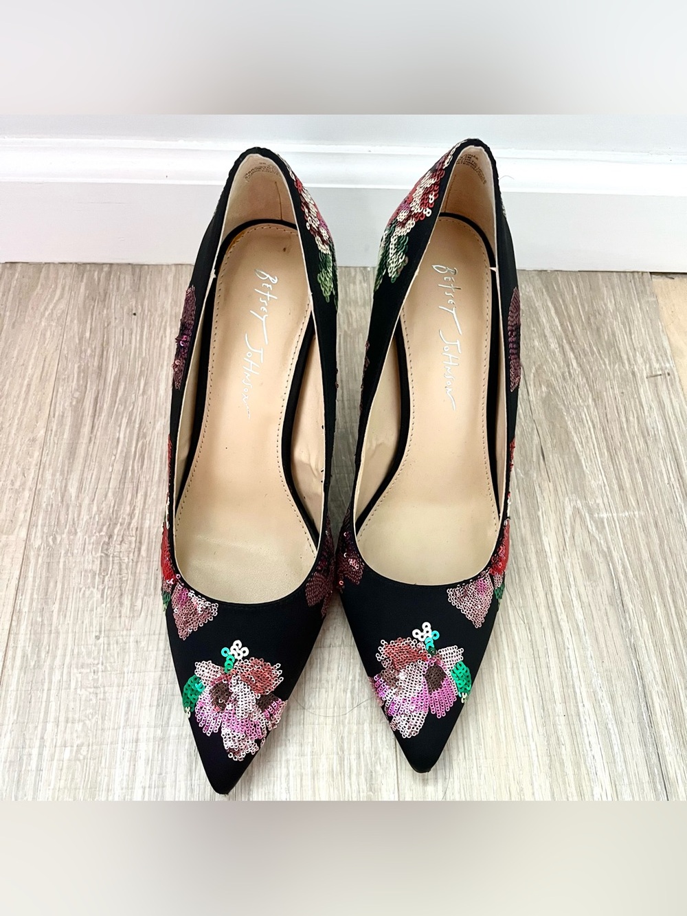 Betsey Johnson Jonas Satin Stilleto Sz 9.5 - Picture 2 of 7